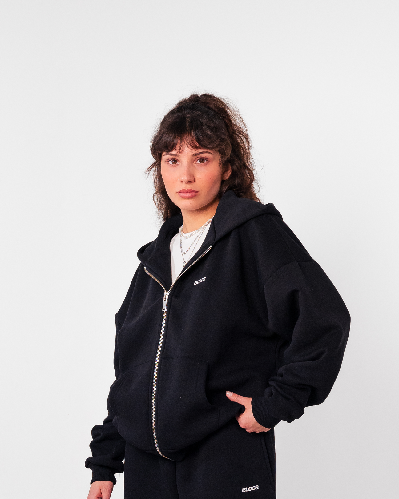 LOGO ZIP HOODIE - BLACK